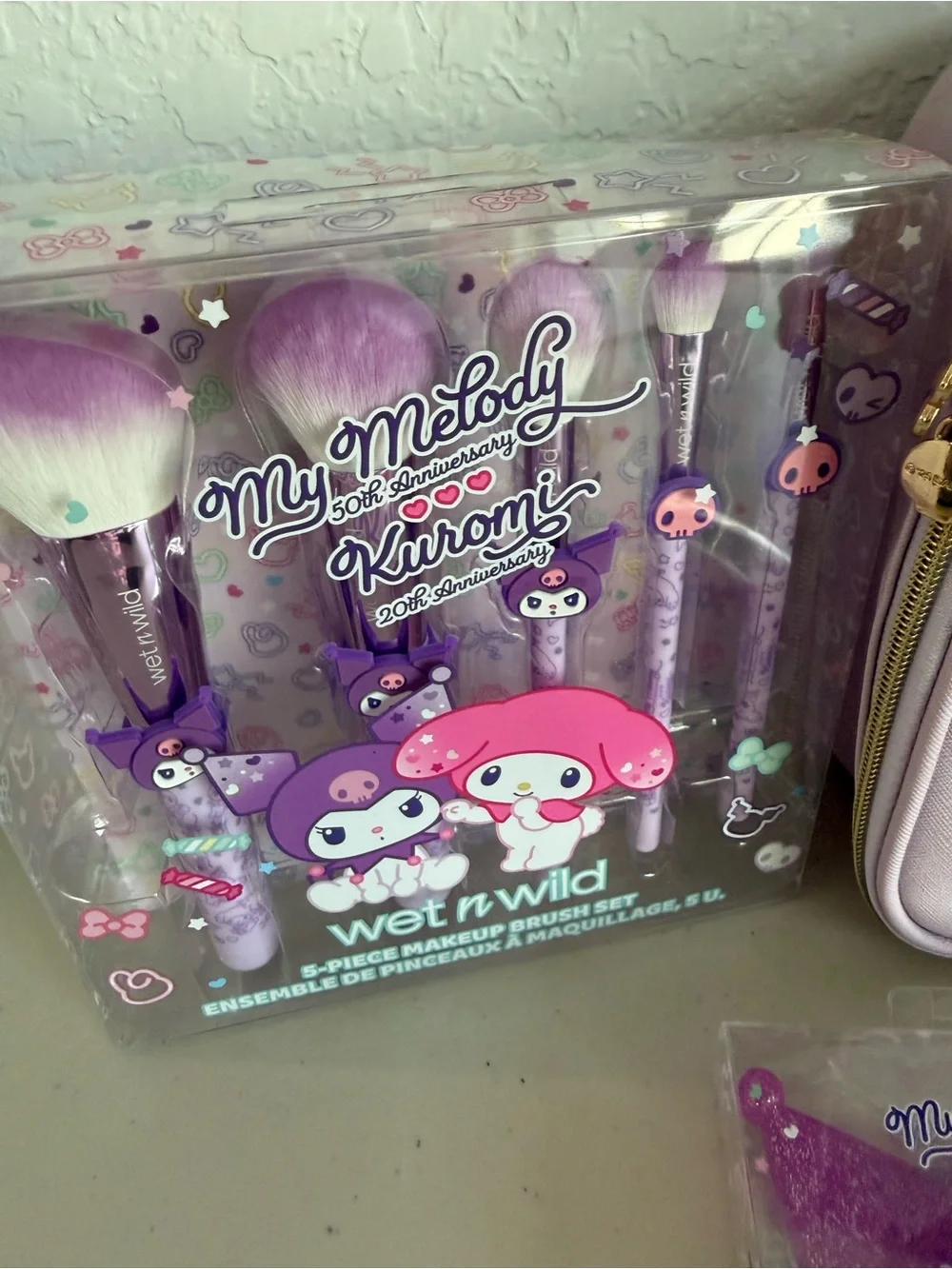 New womens wet n wild My Melody & Kuromi Cosmetic bag, brush set, mirror, lip